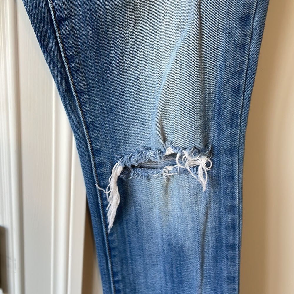 American Eagle skinny distressed jeans - Picture 2 of 4